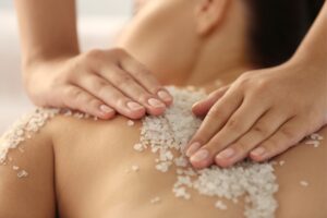 Masaż z peelingiem Azja Spa